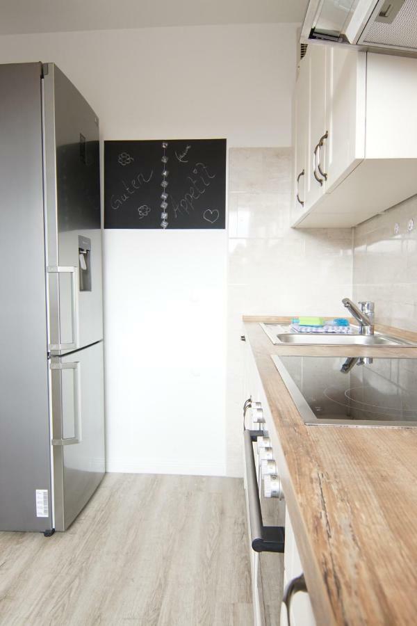 Deichliebe-Steuerrad Apartment Busum Ngoại thất bức ảnh